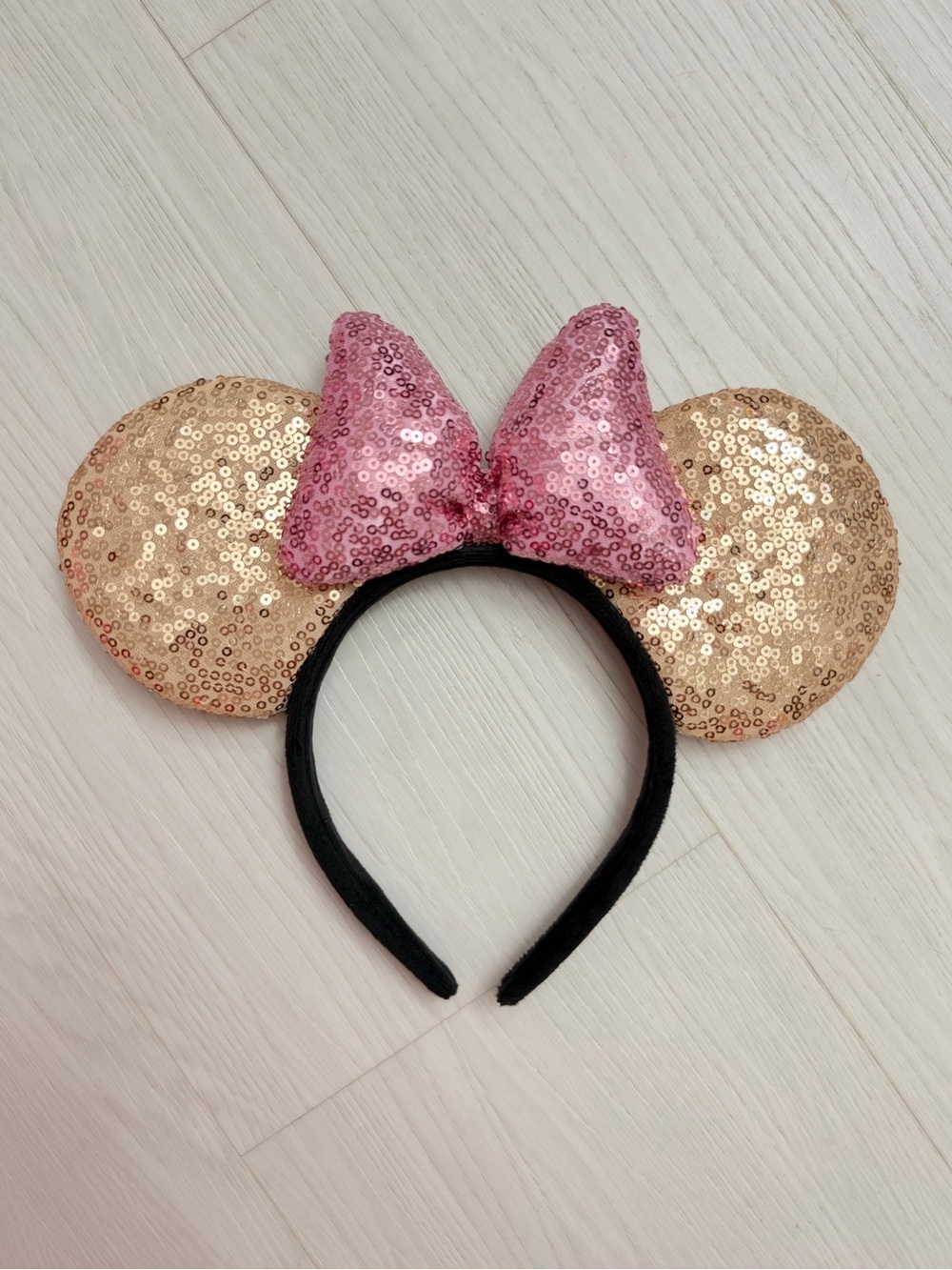 Minnie Mouse Ear Headband